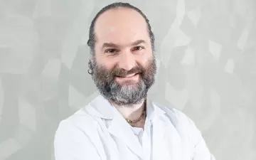 Dr. med. Carlo Suter
