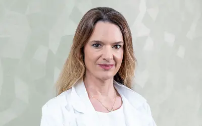 Dr. med. Julia Karrer, Fachärztin für Augenheilkunde Dr. med. Julia Karrer, Fachärztin für Augenheilkunde