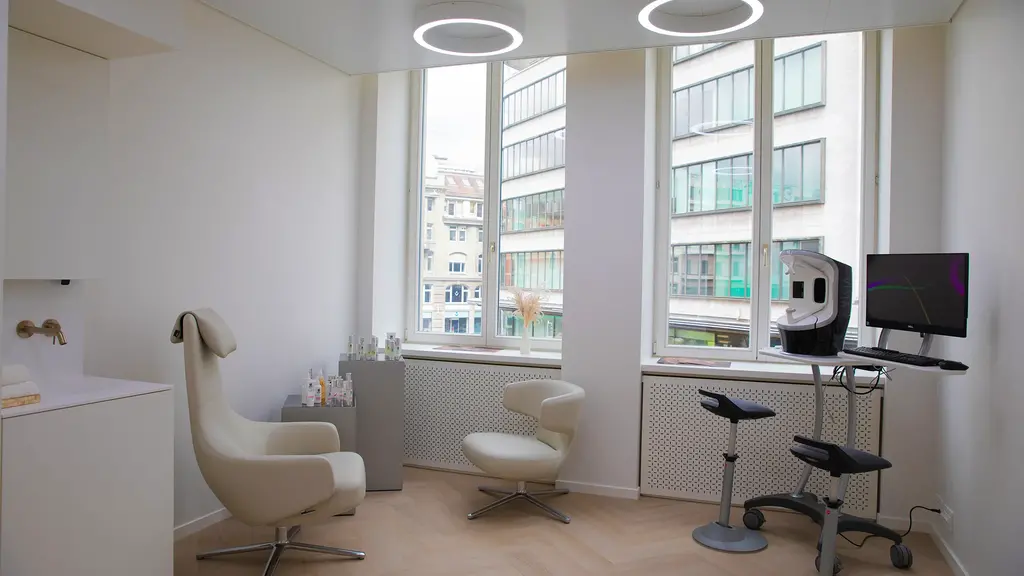 Hausarzt in Zürich - Hausarzt in der Nähe - Sprechzimmer