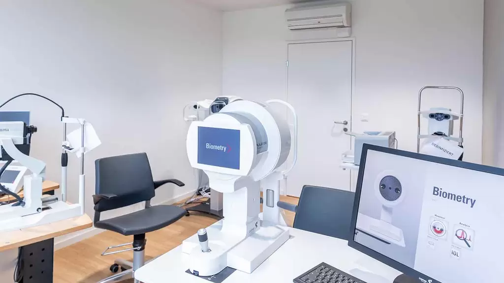 Geräteraum des Augenzentrums Olten