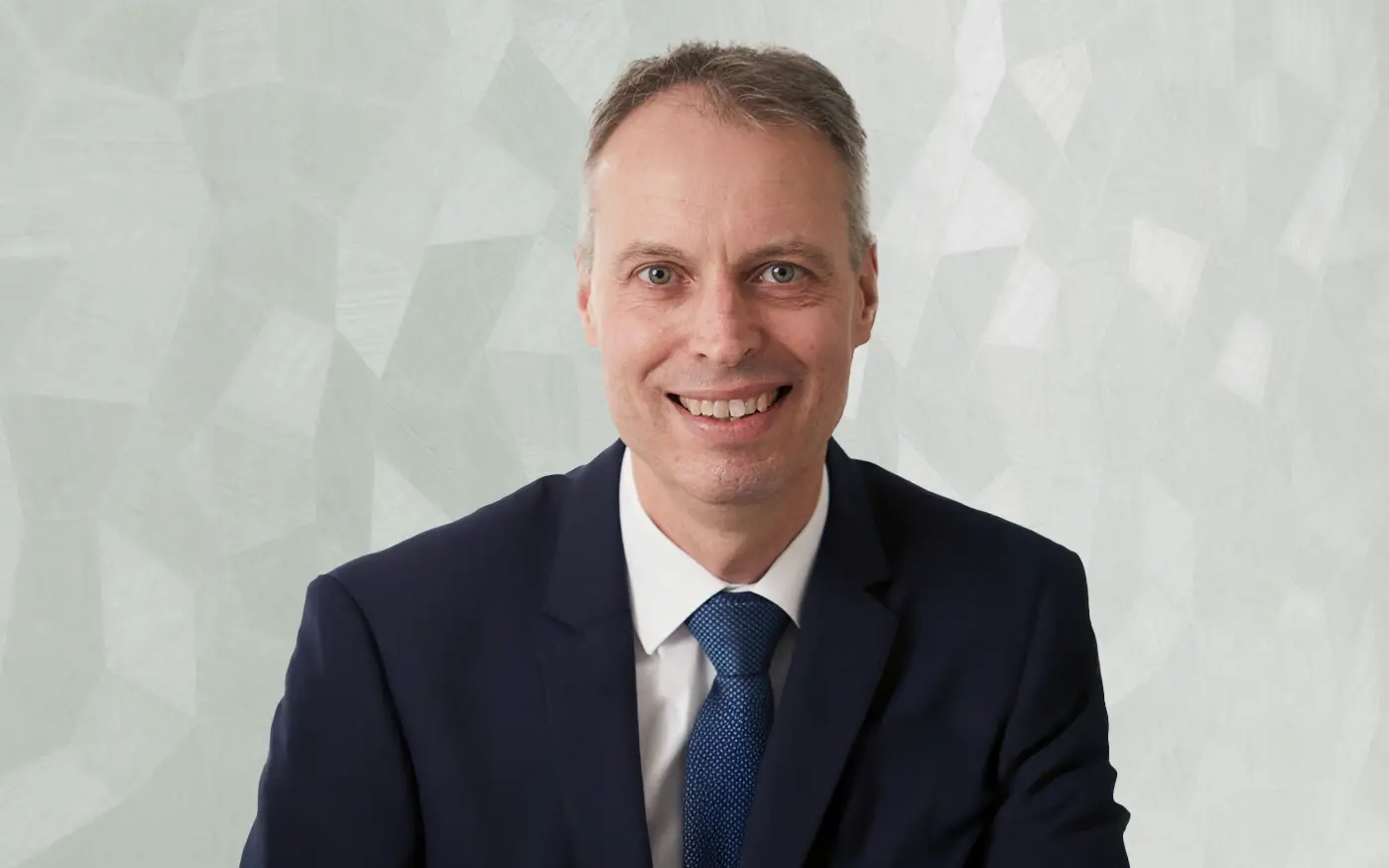 Prof. Dr. med. Dr. h.c. Hendrik Scholl, Facharzt für Augenheilkunde