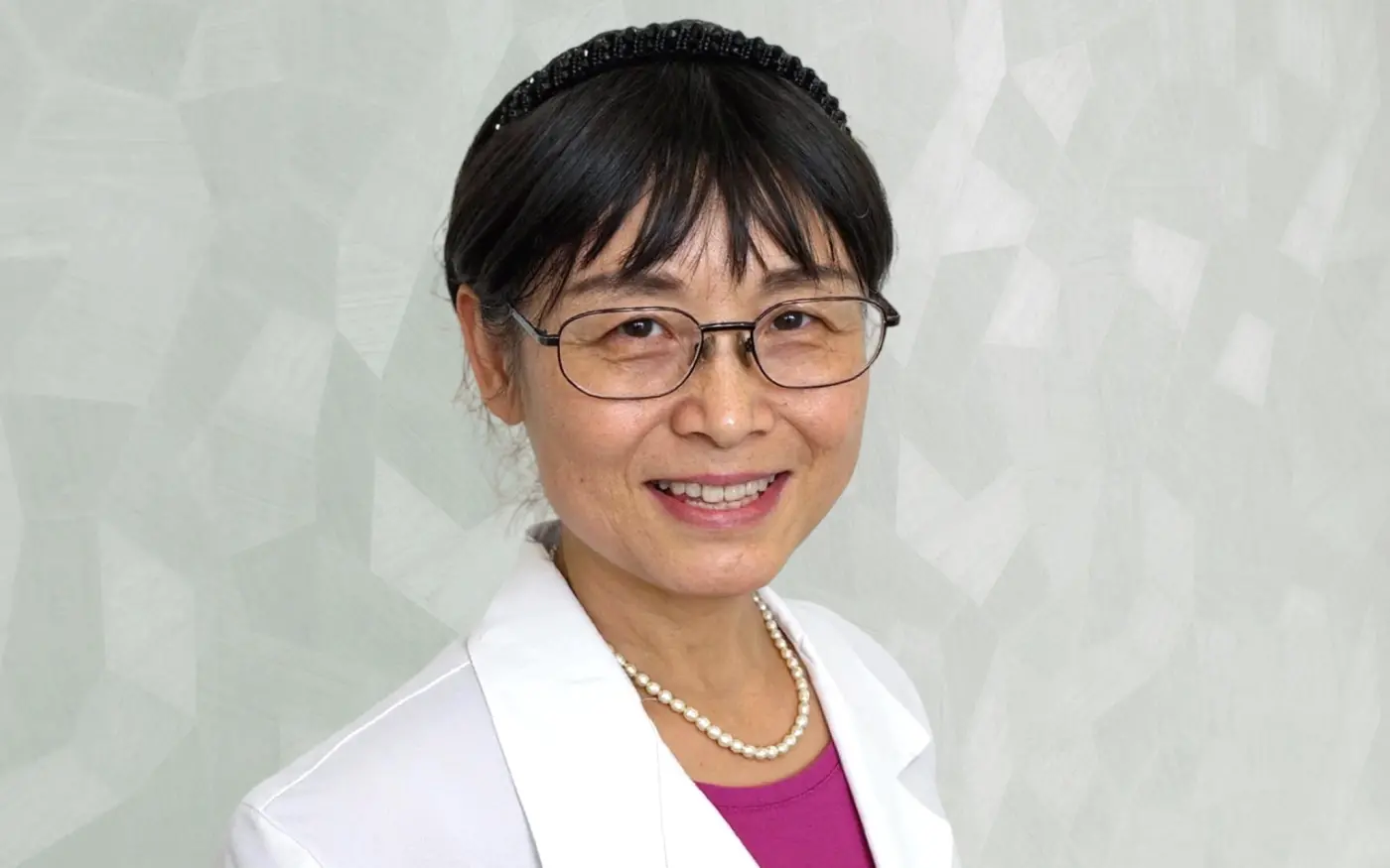 Hong Tang, Fachärztin für Dermatologie und Venerologie