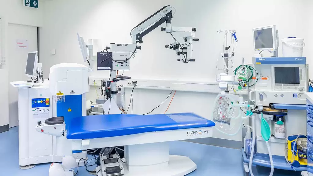 Operationssaal in der Augenklinik Bern