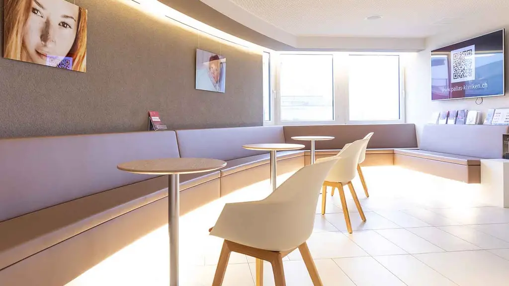 Der Warteraum im Dermatologie- & Schönheitszentrum Winterthur