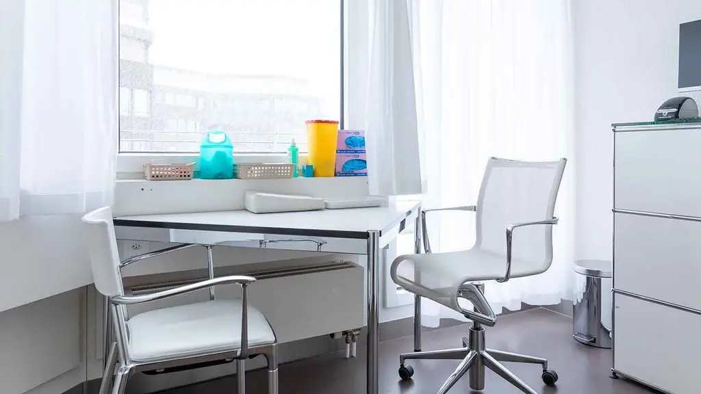 Beratungszimmer im Dermatologie- & Schönheitszentrum Winterthur