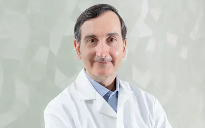 Dr. med. Thomas Kiatsis, Facharzt für Augenheilkunde, spez. Ophthalmochirurgie
