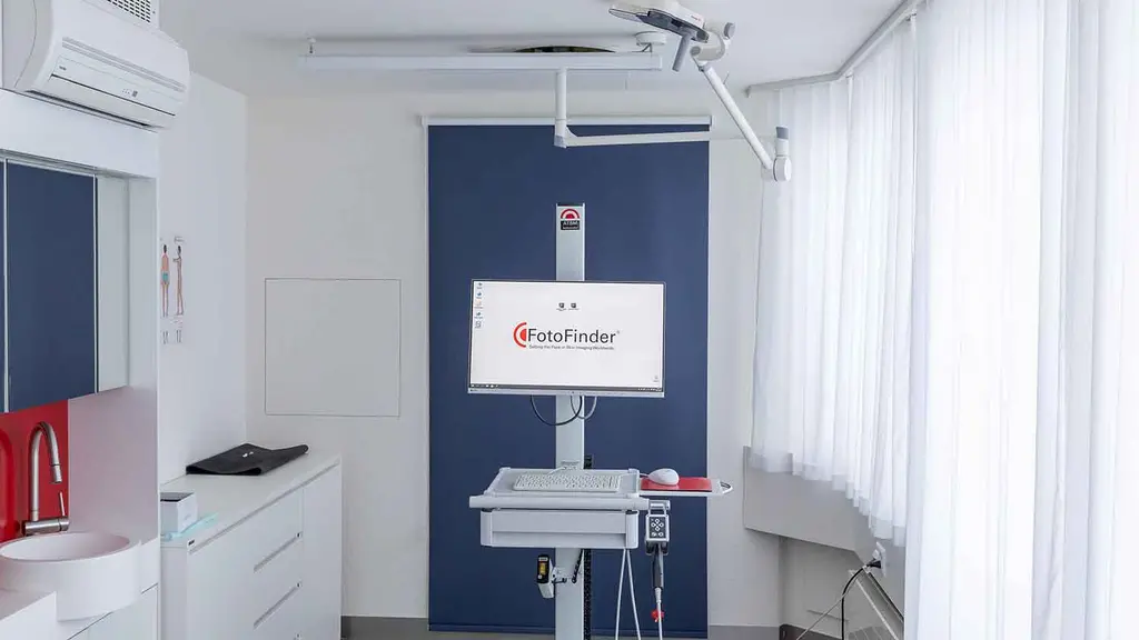 Geräteraum im Dermatologie- & Schönheitszentrum Winterthur